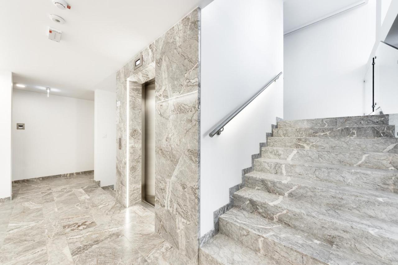 Central Apartment With Private Garage Liubliana Exterior foto