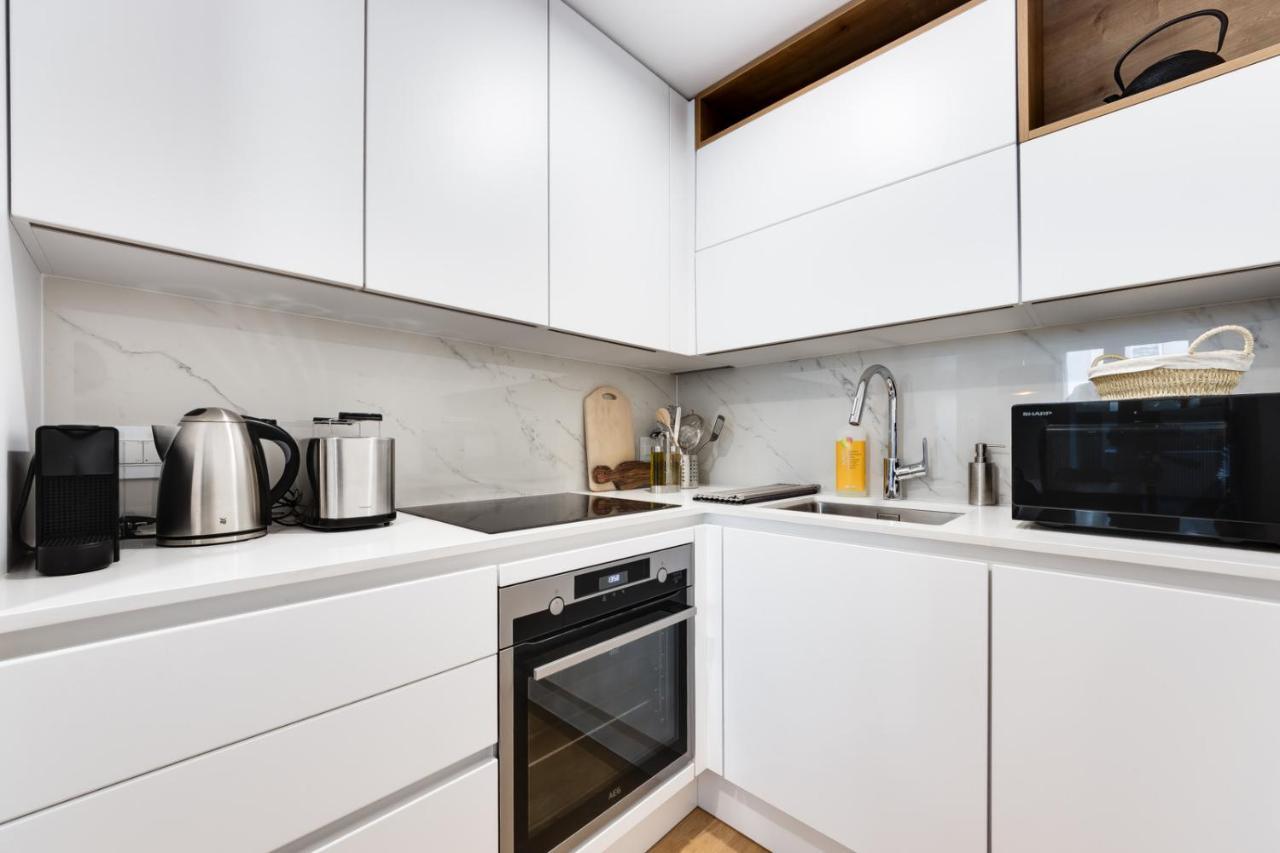 Central Apartment With Private Garage Liubliana Exterior foto